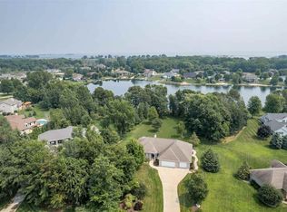 3152 Harbor Winds Dr, Suamico, WI 54173