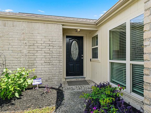 3rd image of 12014 Rocky Knoll Drive