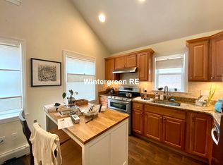 23 Lambert St #2T, Cambridge, MA 02141