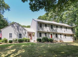 2 Summer Ln, Marlborough, CT 06447