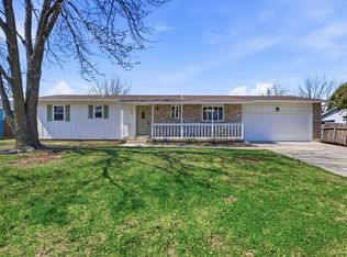 1637 N Timberline Dr, Rose Hill, KS 67133