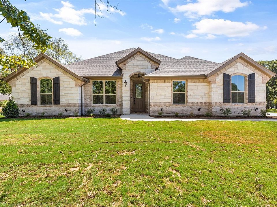1st image of 8901 Madewood Ct