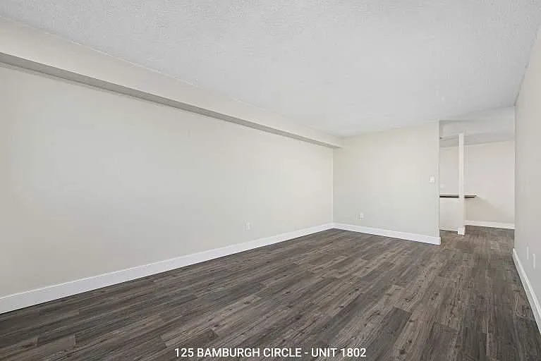 125 Bamburgh Cir — Photo 8
