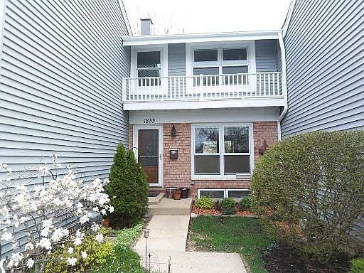 2nd image of 1833 Wellington Pl