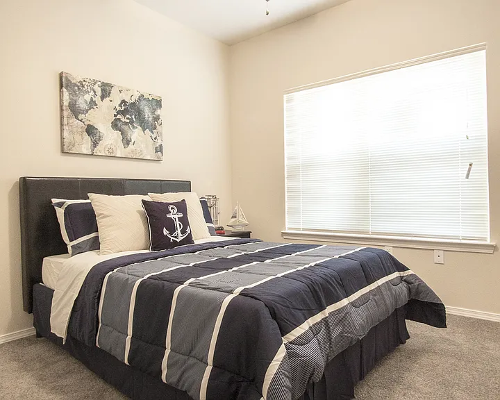 500 S Yarbrough Dr — Photo 7