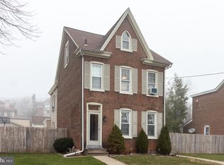 817 Queen St, Pottstown, PA 19464