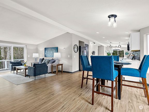 2nd image of 21905 190th Street E