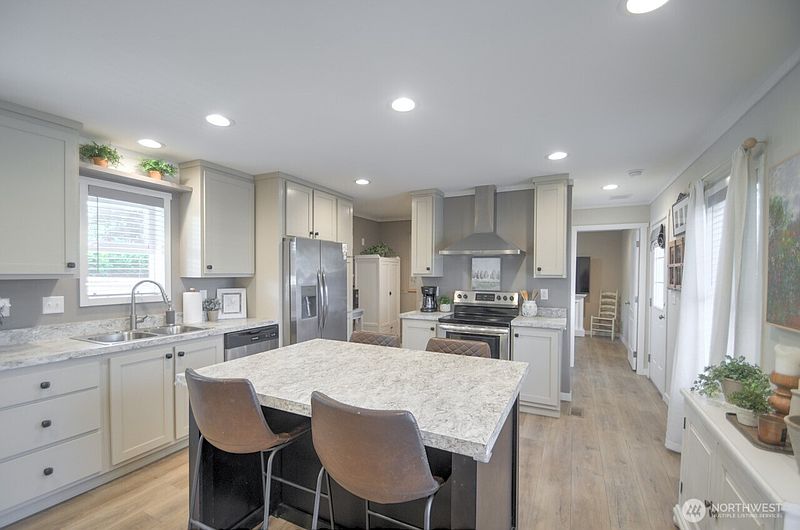 5th image of 4830 Pacific Avenue SE #20