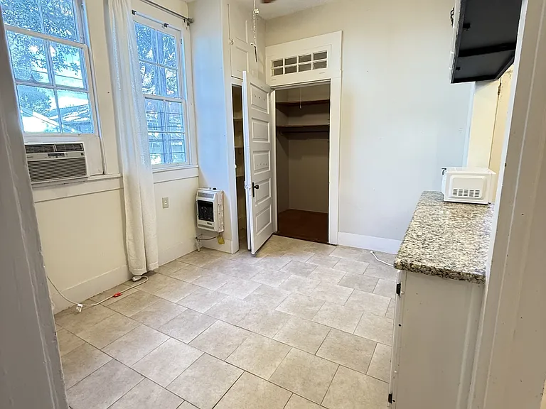1135 Fern St #B — Photo 14