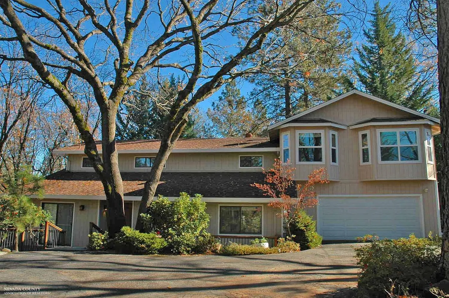 17207 Alexandra Way photo 1
