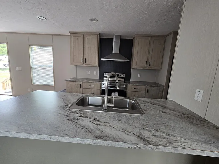 1943 Boxwood Ln — Photo 5