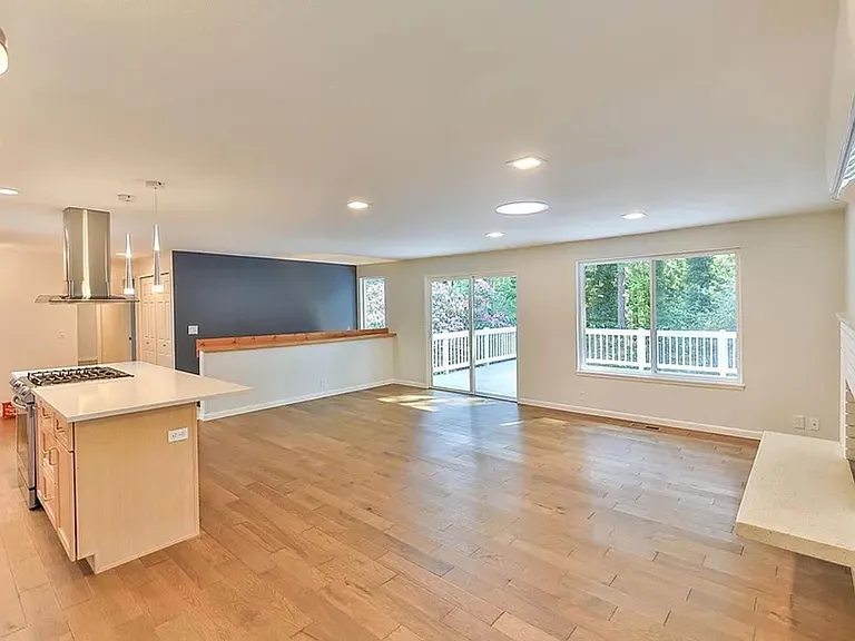 4126 161st Ave SE — Photo 5