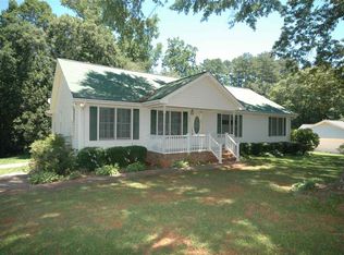 3021 Woodale Cir, Seneca, SC 29678