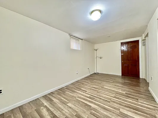 Rented by Astoria Realty | media 14