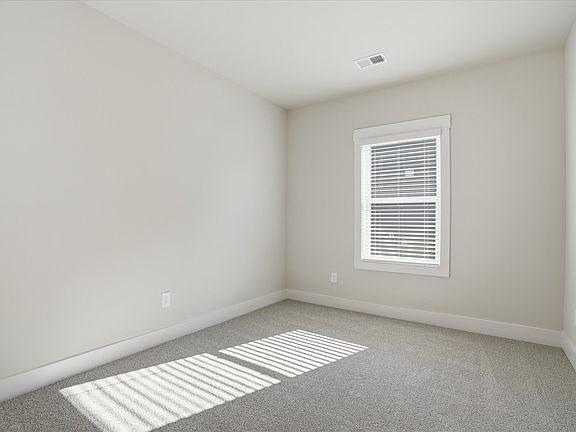 Welcome to the Newport floorplan at Ashby Woods.