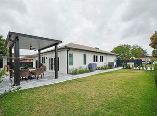 7645 SW 164th Pl, Miami, FL 33193