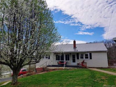 137 Thompson Cove Rd, Clyde, NC, 28721