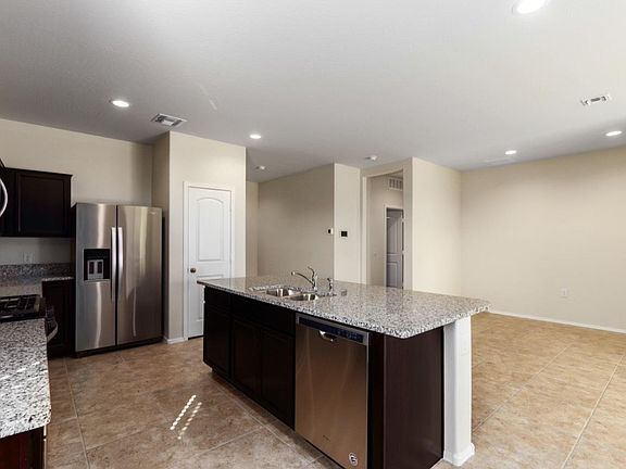 4th image of 3921 N 308th Dr