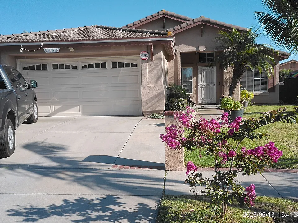 3819 Coral Crest Way