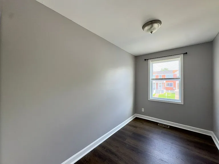 7441 Berkshire Rd — Photo 6