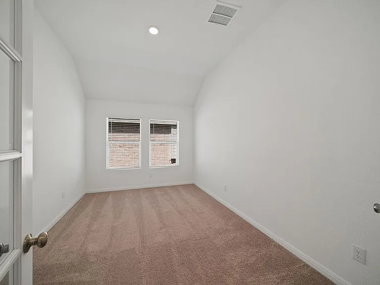 6631 Morgan Path — Photo 6