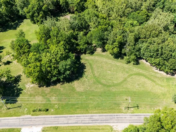 (undisclosed Address), Pekin, IL 61554