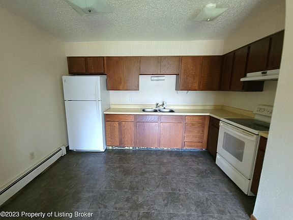 5th image of 401 6th St NW