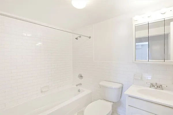 Rented by EXR | media 4