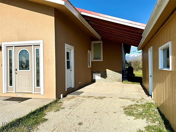 3rd image of 47 Tristan River Ln