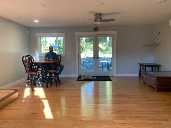 813 Atlantic Hwy, Warren, ME 04864
