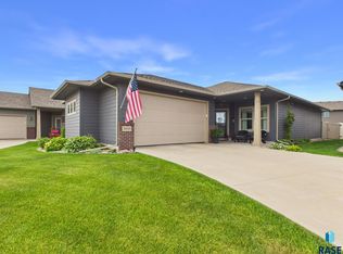 5009 E 62nd St, Sioux Falls, SD 57108