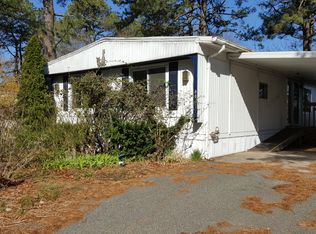525 Riverleigh Ave UNIT B21, Riverhead, NY 11901