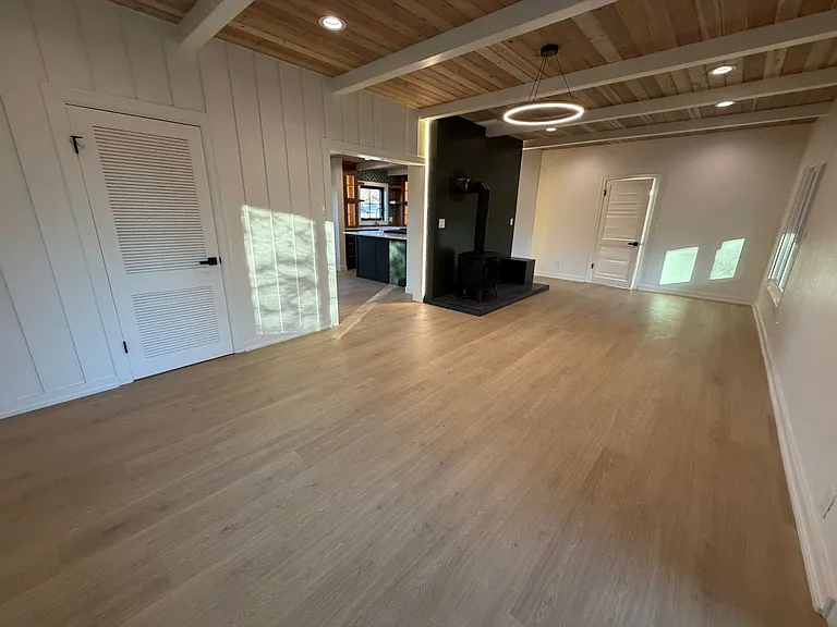 1045 Oakway Rd — Photo 20