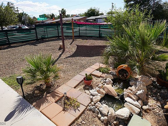 5th image of 3601 Budlong Ave