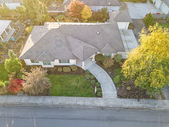 3rd image of 12918 NW 47th Ave