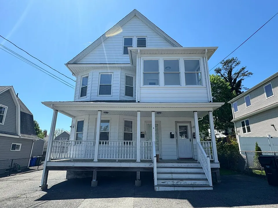 561 Black Rock Tpke