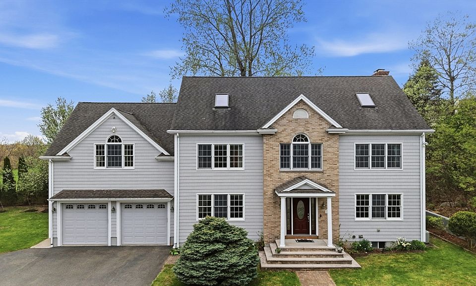 1st image of 131 Range Heights Rd