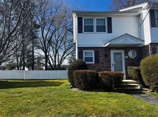 55 Empire St UNIT 52, Chicopee, MA 01013