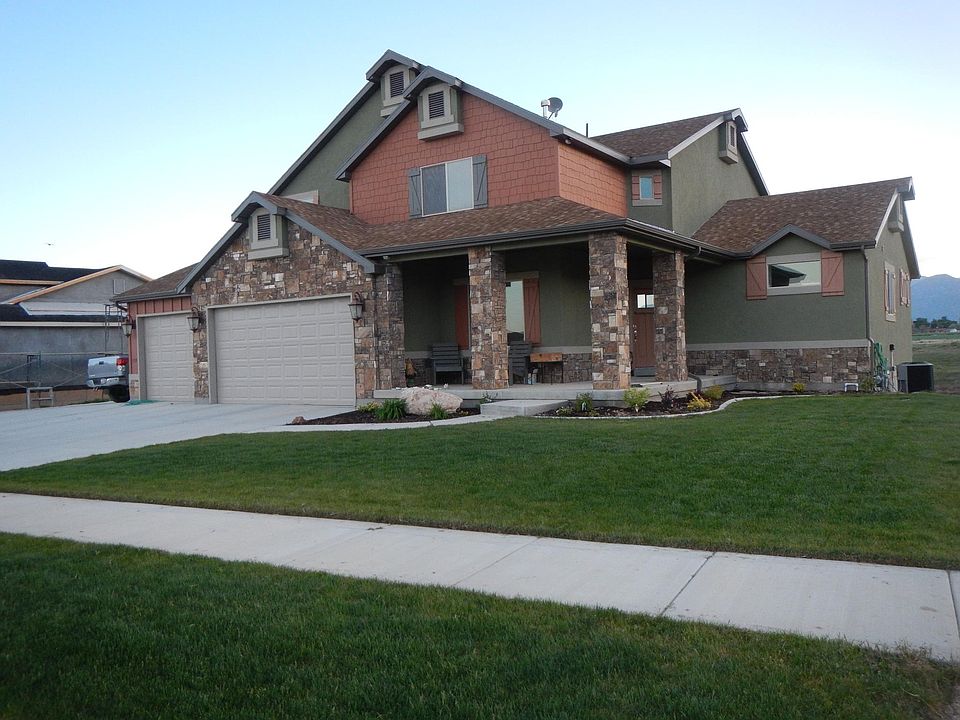 1st image of 159 E Salem Park Cir