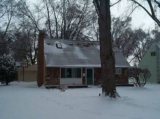 562 Garfield Dr, Perrysburg, OH 43551