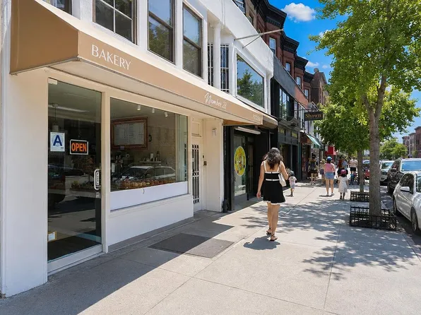 137 7th Ave, Brooklyn, NY 11215