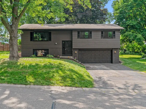 116 14th Ave NW, New Brighton, MN 55112