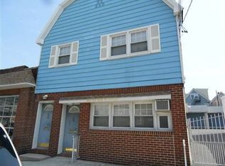 103 W 44th St, Bayonne, NJ 07002