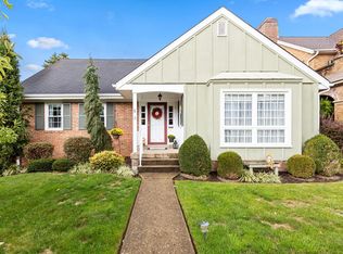 3 Holly Rd, Wheeling, WV 26003