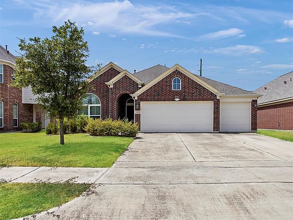2nd image of 13915 Juniper Bend Ln