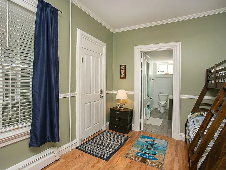3 Prairie Ave #1 — Photo 6
