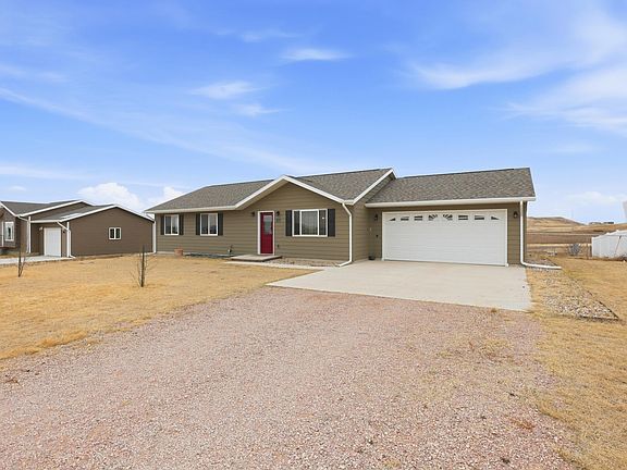 2nd image of 855 Marie St