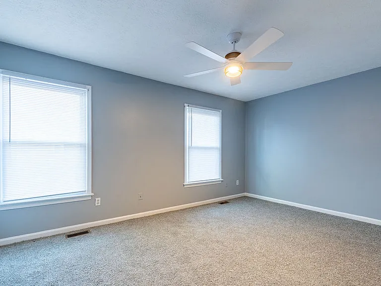 248 Loch Cir — Photo 8