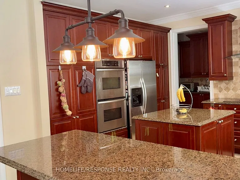 1382 Storey Dr — Photo 7
