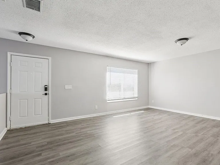 7402 E Bank Dr #7402 — Photo 5